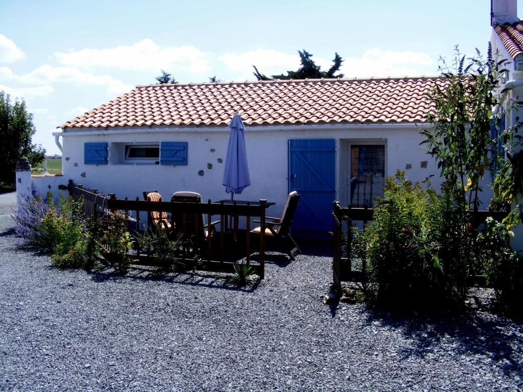 Au Passage Du Gois Bed & Breakfast Beauvoir-sur-Mer Oda fotoğraf